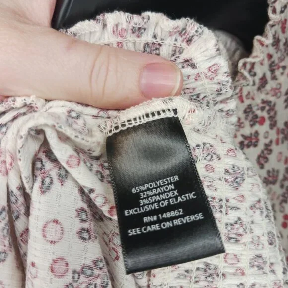 #65 3/$18 - Torrid Tan/Blue Long Sleeve Top Size 2X - Picture 5 of 6